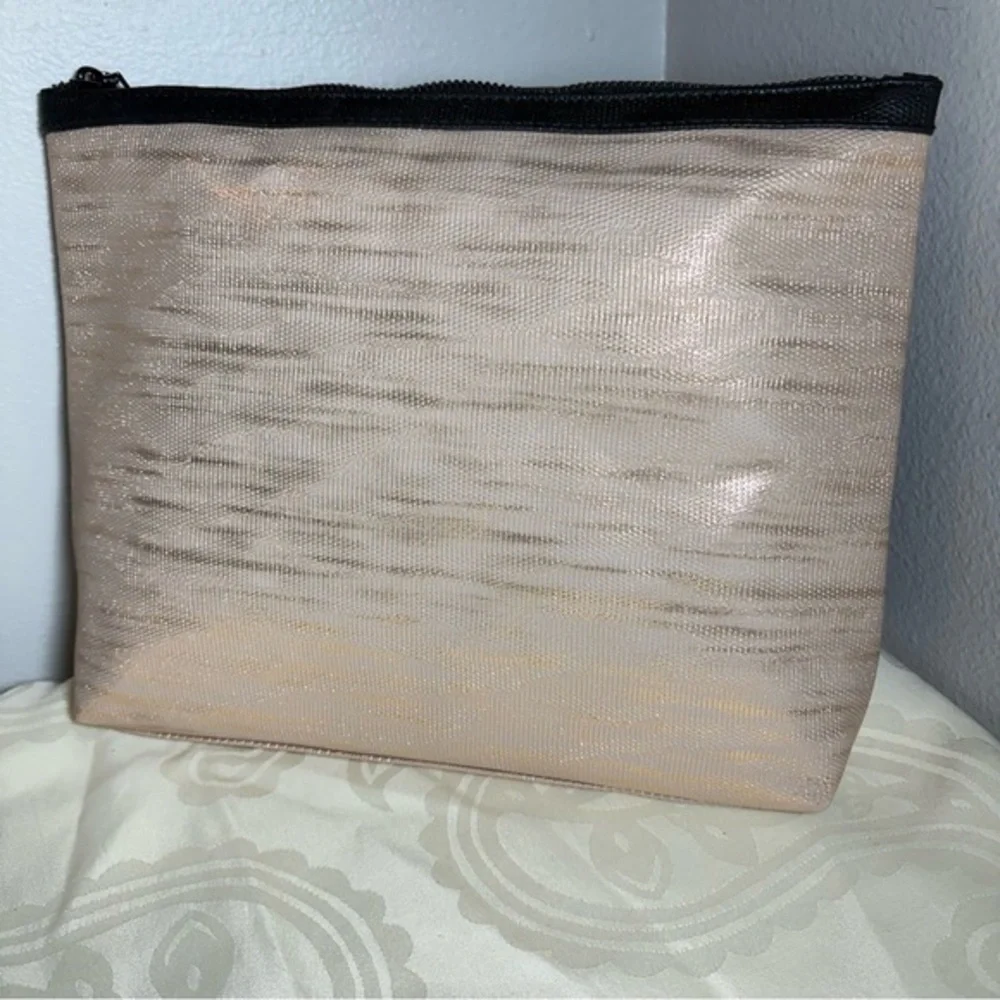 Elegant Cream Women's cosmetic Bag